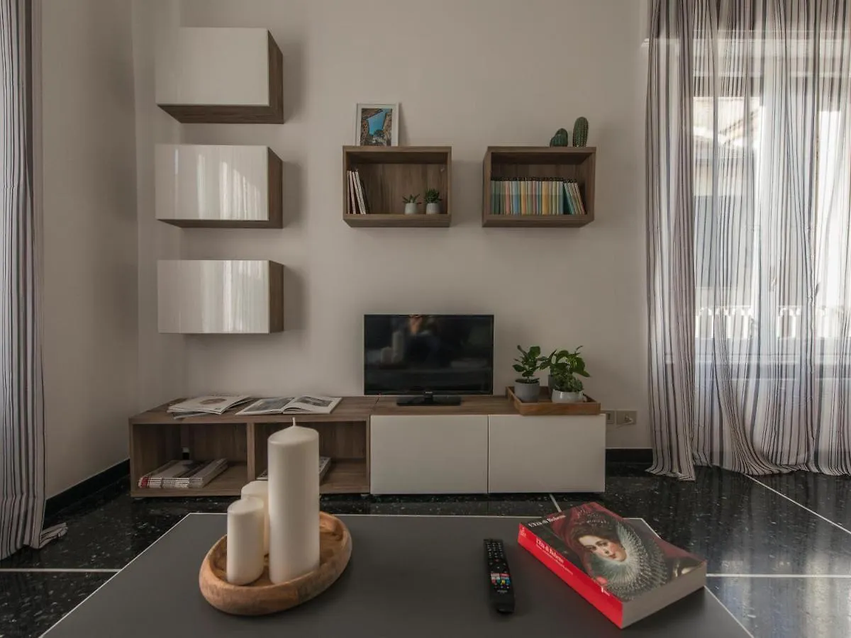 Alla Marina Studio Apartment Genoa 0*,  Italy